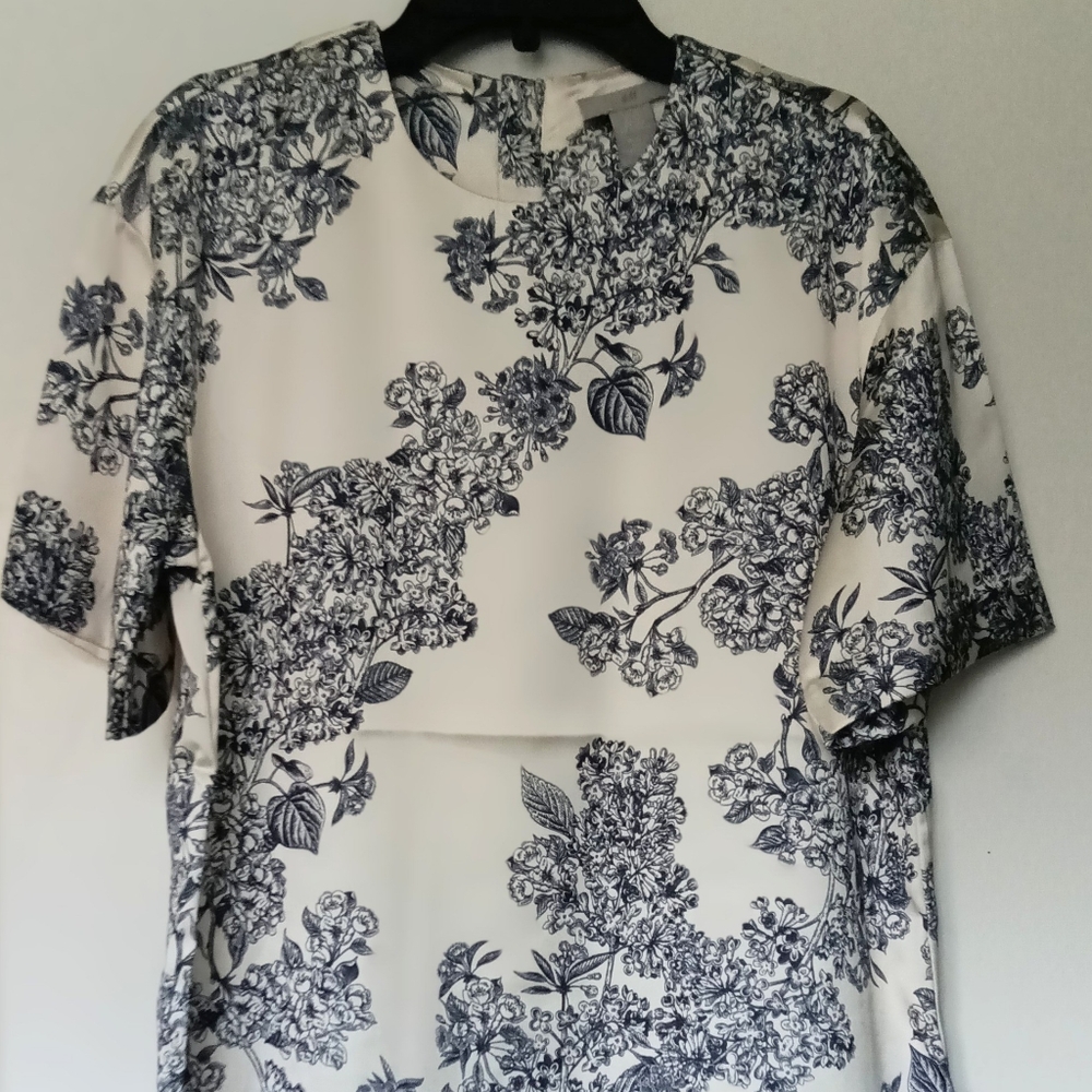 H&M Black and White Floral Women's Shirt